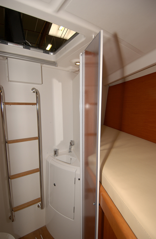 Beneteau Oceanis 54 10